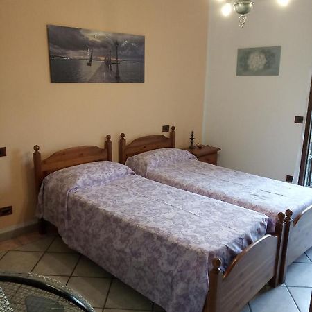 Bed & Breakfast Mezzaluna Feletto Luaran gambar